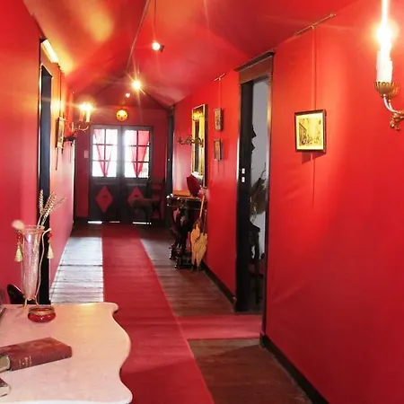Bed & Breakfast Castel Valfred *